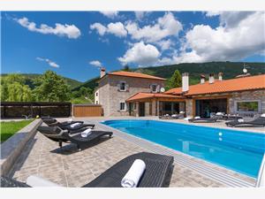 Ubytovanie s bazénom Zelená Istria,Rezervujte  Tina Od 376 €